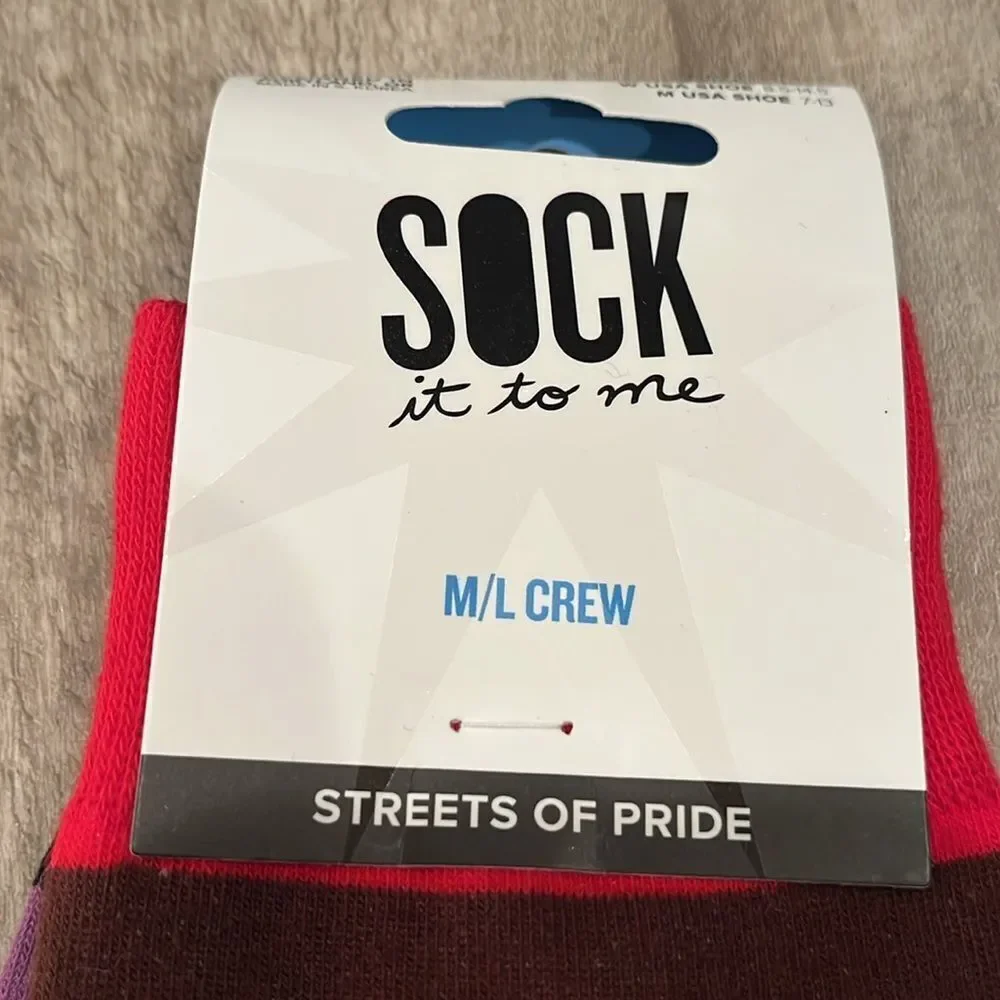 NWT Sock it to Me Streets of Pride Unisex Crew Socks (M/L)